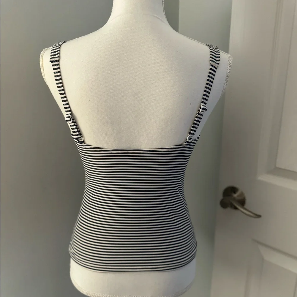 Bond-Eye Australia Striped Twist Tankini Swimsuit Swim Top. Size 8